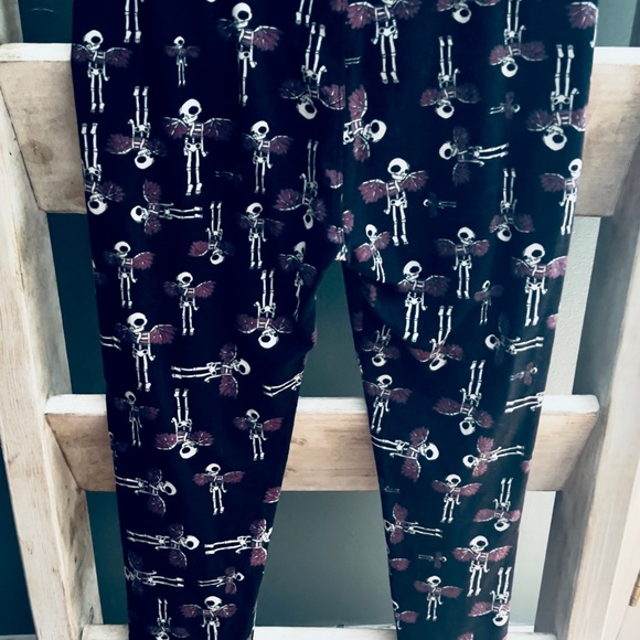 Lularoe Leggings OS - Picture 5 of 15